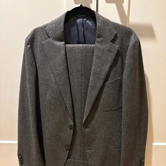 Gray Flannel Suit from Suitsupply 42R, 34x32 Pants - Picture 1 of 5